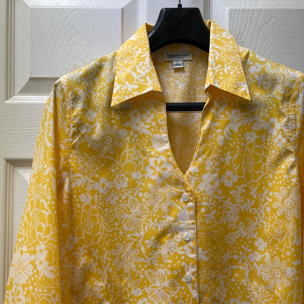 Coldwater Creek Women's Large‎ Yellow Floral V-Neck Button Up Shirt 5/8 Sleeve